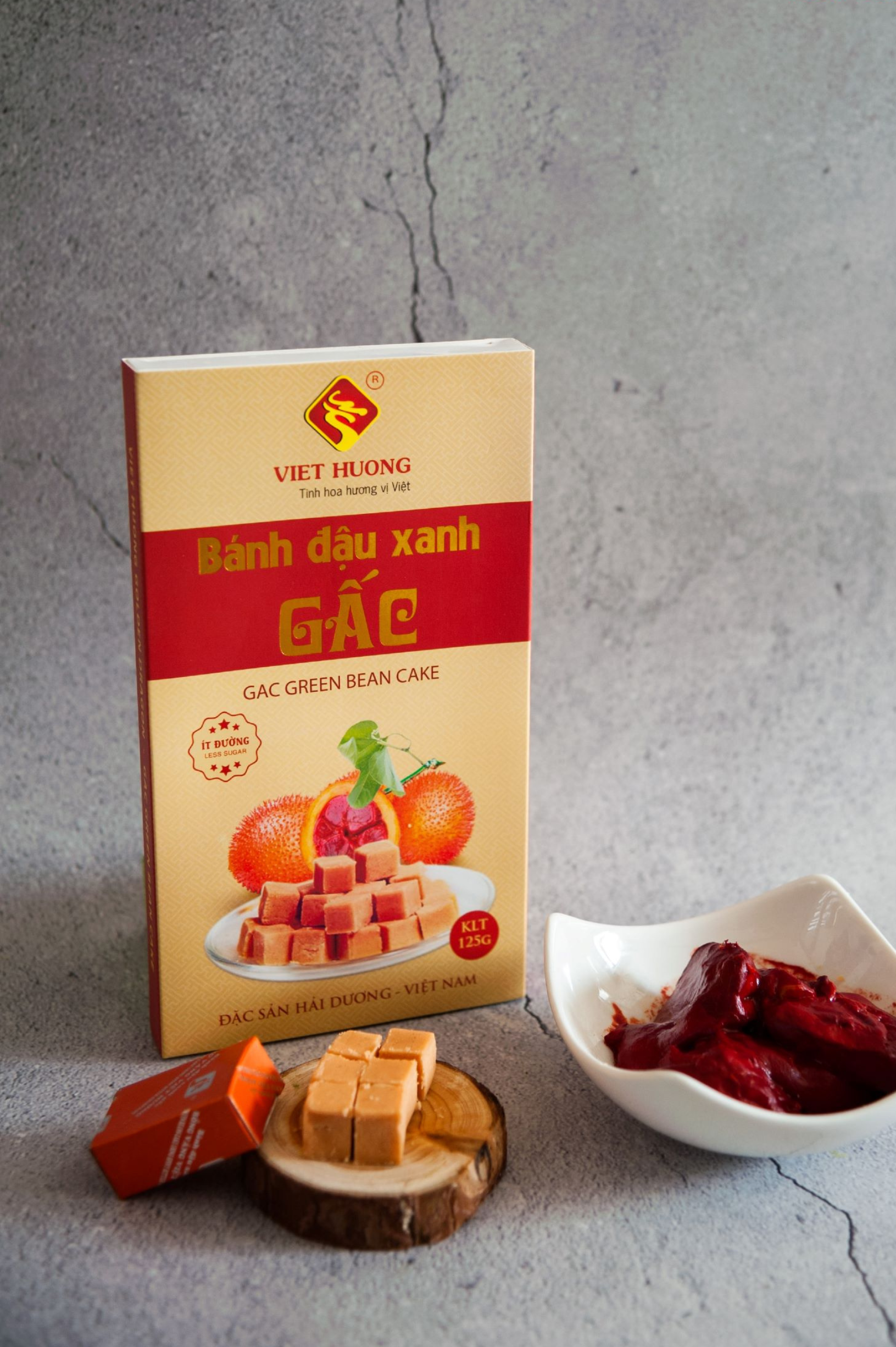 Bánh đậu xanh gấc